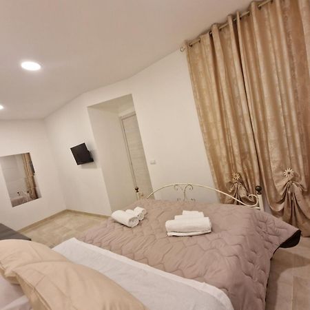 فيلا House In The Castle Via Gramignani N 35 كاتانيا المظهر الخارجي الصورة